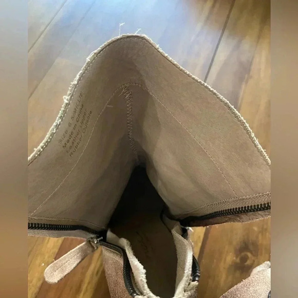 Sbicca Millie leather heeled booties - Picture 13 of 13